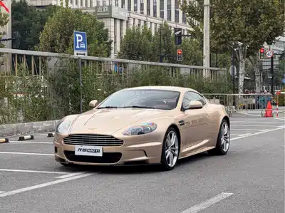 Aston Martin DBS 2014