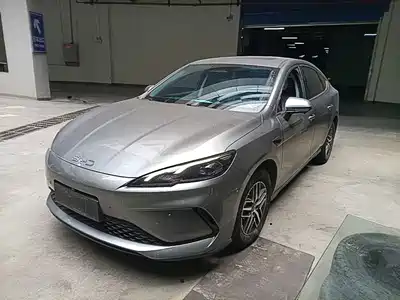 BYD Seal 05 DM-i 2025