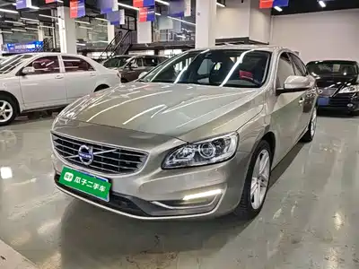 Volvo S60 2015