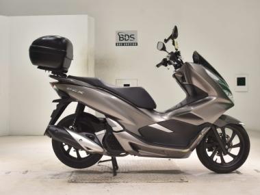 Honda PCX125-3