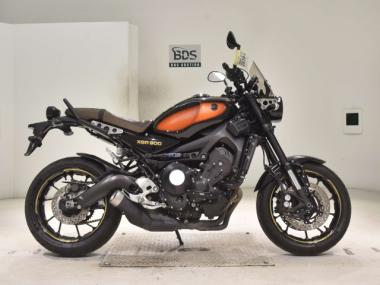 Yamaha XSR900