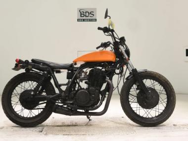 Yamaha SR400-2