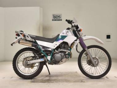 Yamaha Serow 225w