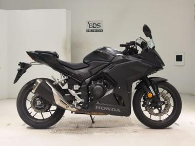 Honda CBR400R-3