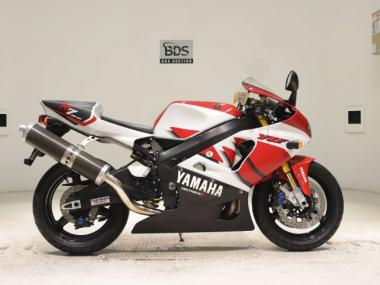 Yamaha Yzf-R7
