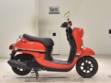 Yamaha Vino-4