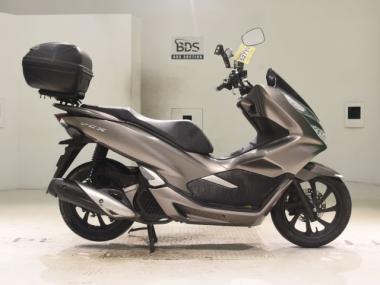 Honda PCX125-3
