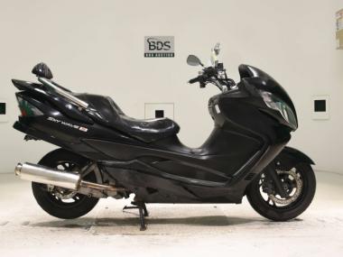 Suzuki Skywave 250s-3