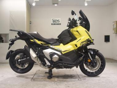 Honda X-ADV750-2