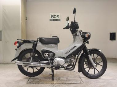 Honda Cross Cub 110-3