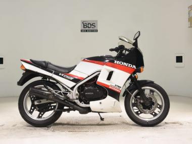 Honda VT250 Integra