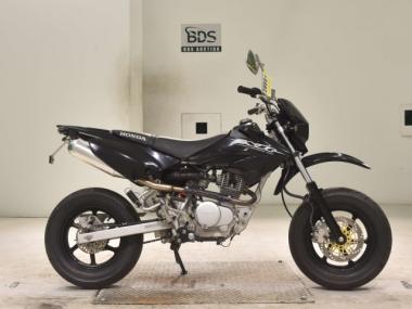 Honda XR100 Motard