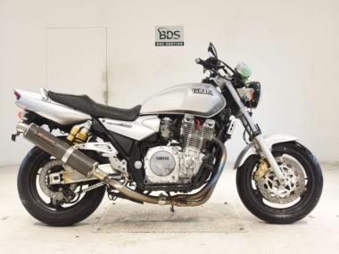 Yamaha XJR1300