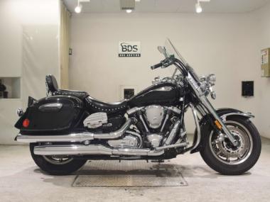 Yamaha Roadster1700 Midnight
