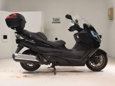 Suzuki Skywave 400s