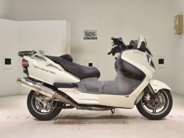Suzuki Skywave 650lx