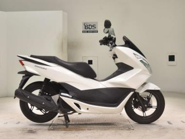 Honda PCX125-2