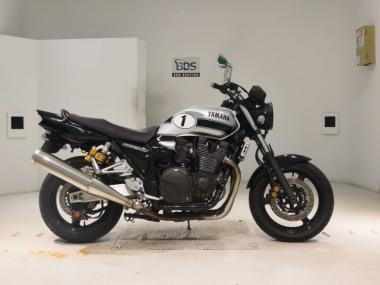 Yamaha XJR1300