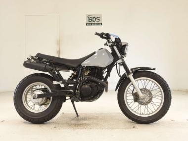 Yamaha TW225