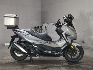 Honda Forza