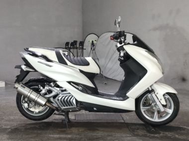 Yamaha Majesty 155s