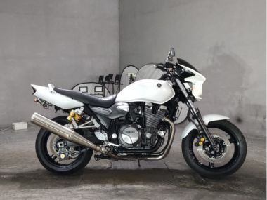 Yamaha XJR1300