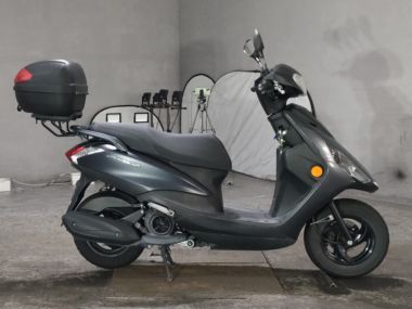 Yamaha Axis Z