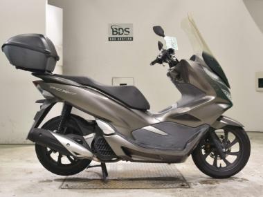 Honda PCX150-3a