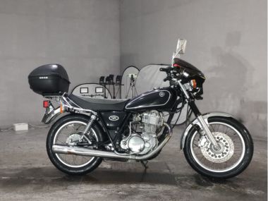 Yamaha SR400-1