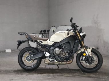 Yamaha XSR900