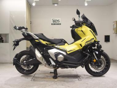 Honda X-ADV750-2