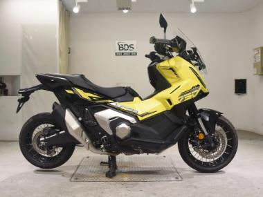 Honda X-ADV750-2