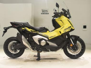 Honda X-ADV750-2