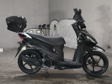 Suzuki Address V110
