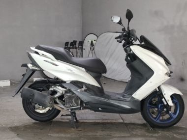 Yamaha Majesty 155s