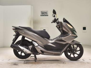 Honda PCX125-3
