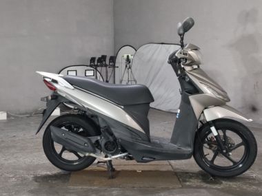 Suzuki Address V110