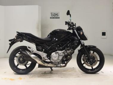 Suzuki Gladius400