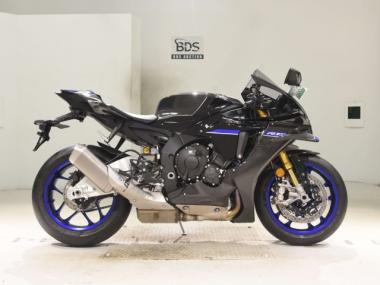Yamaha Yzf-R1M