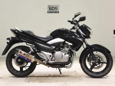 Suzuki GSR250