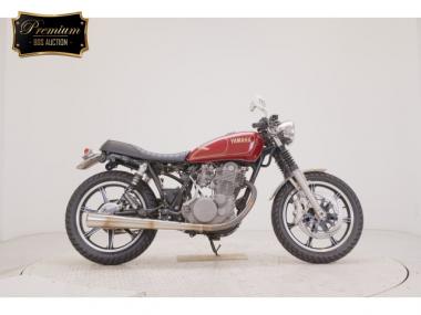Yamaha SR400-2