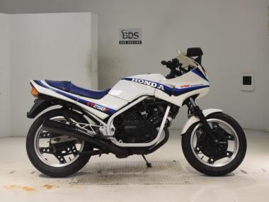 Honda VT250F