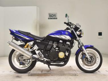 Yamaha XJR400R