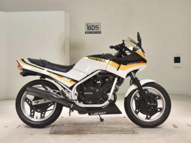Honda VT250F