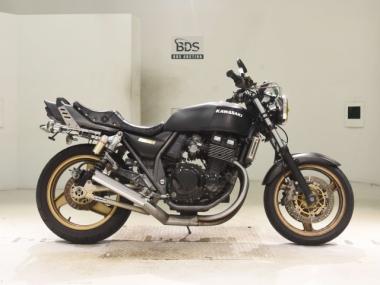 Kawasaki ZRX400