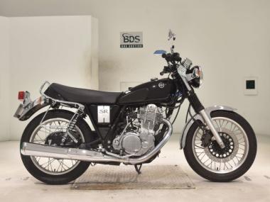 Yamaha SR400