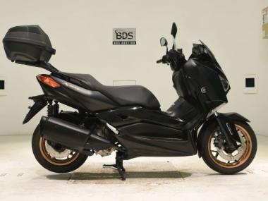Yamaha X-MAX250