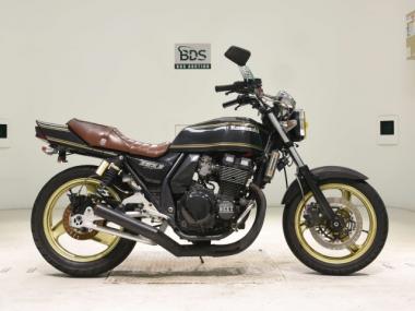 Kawasaki Zrx-2