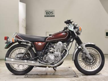 Yamaha SR400-4