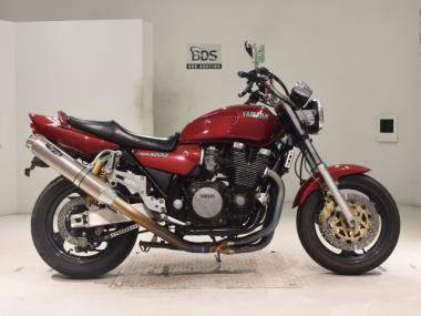 Yamaha XJR1200